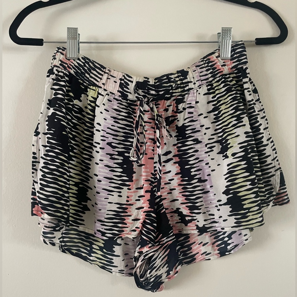 Volcom Black and Pink Patterned Women's Shorts
